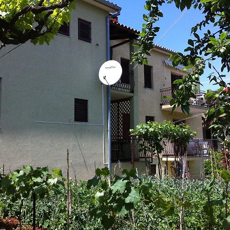 Apartments Boris Πόρετς Εξωτερικό φωτογραφία